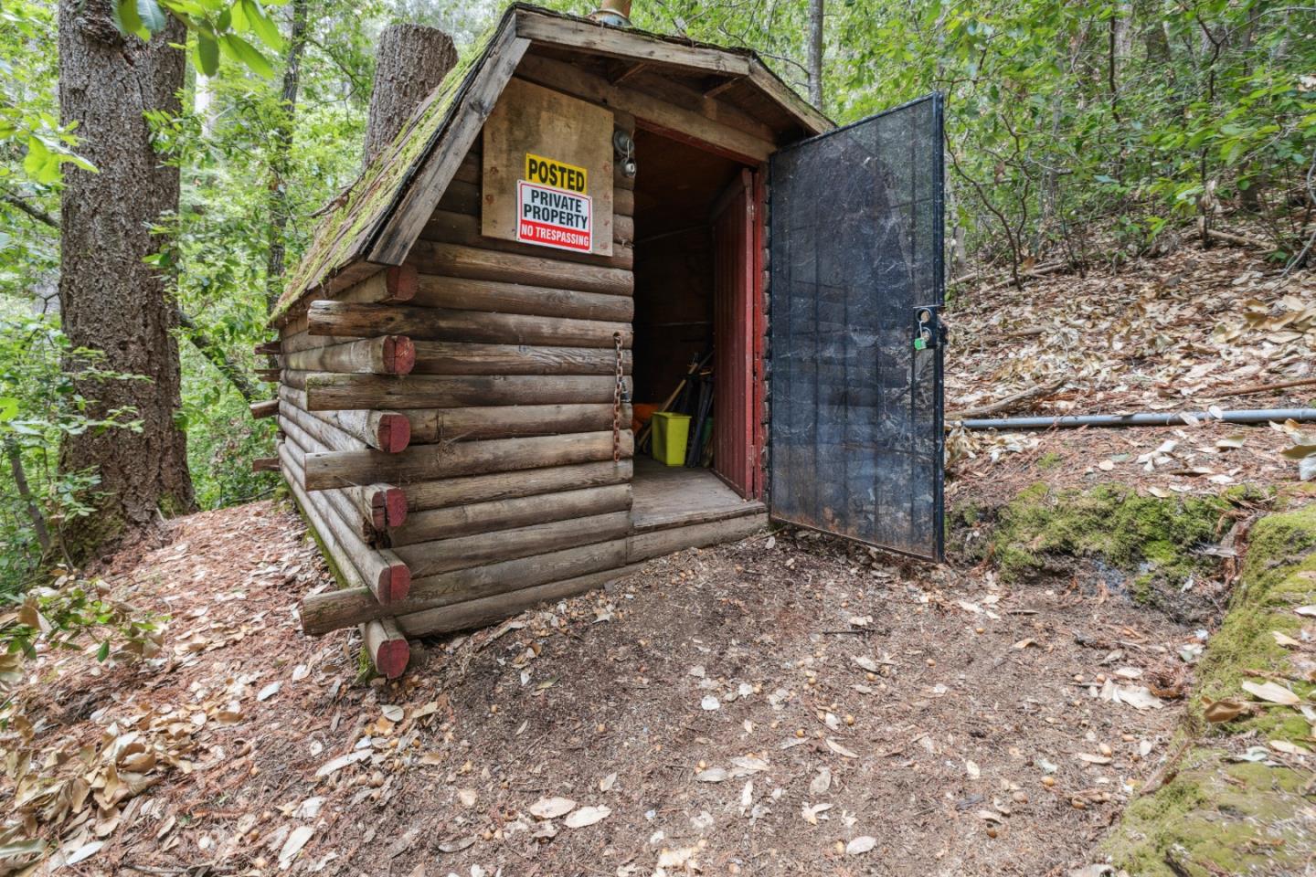 1365 Caledonia Avenue