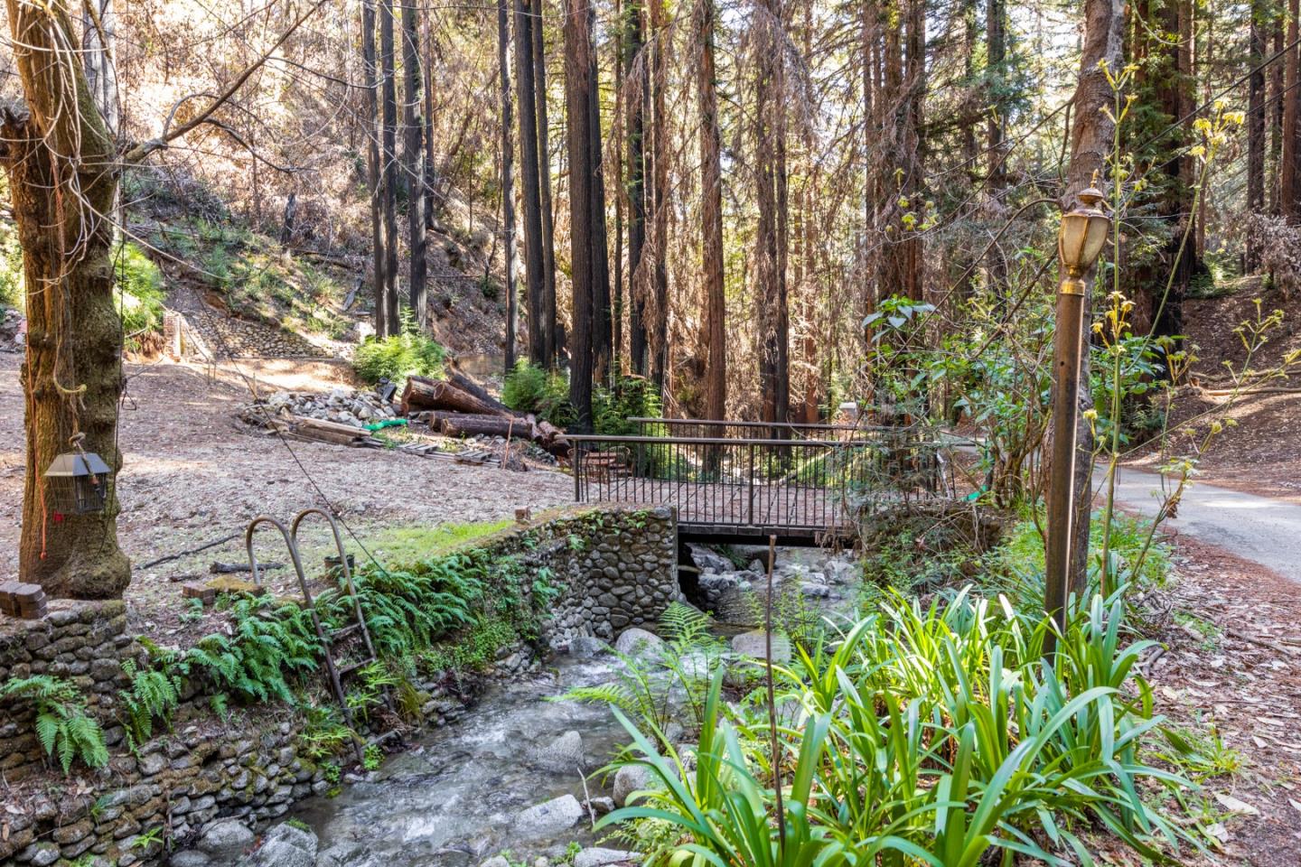 11810 Clear Creek