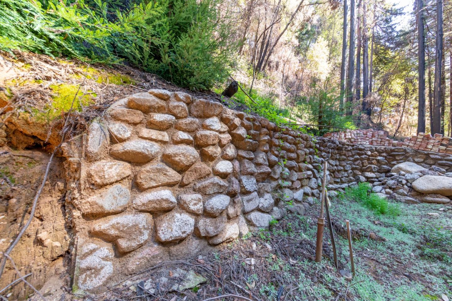 11810 Clear Creek