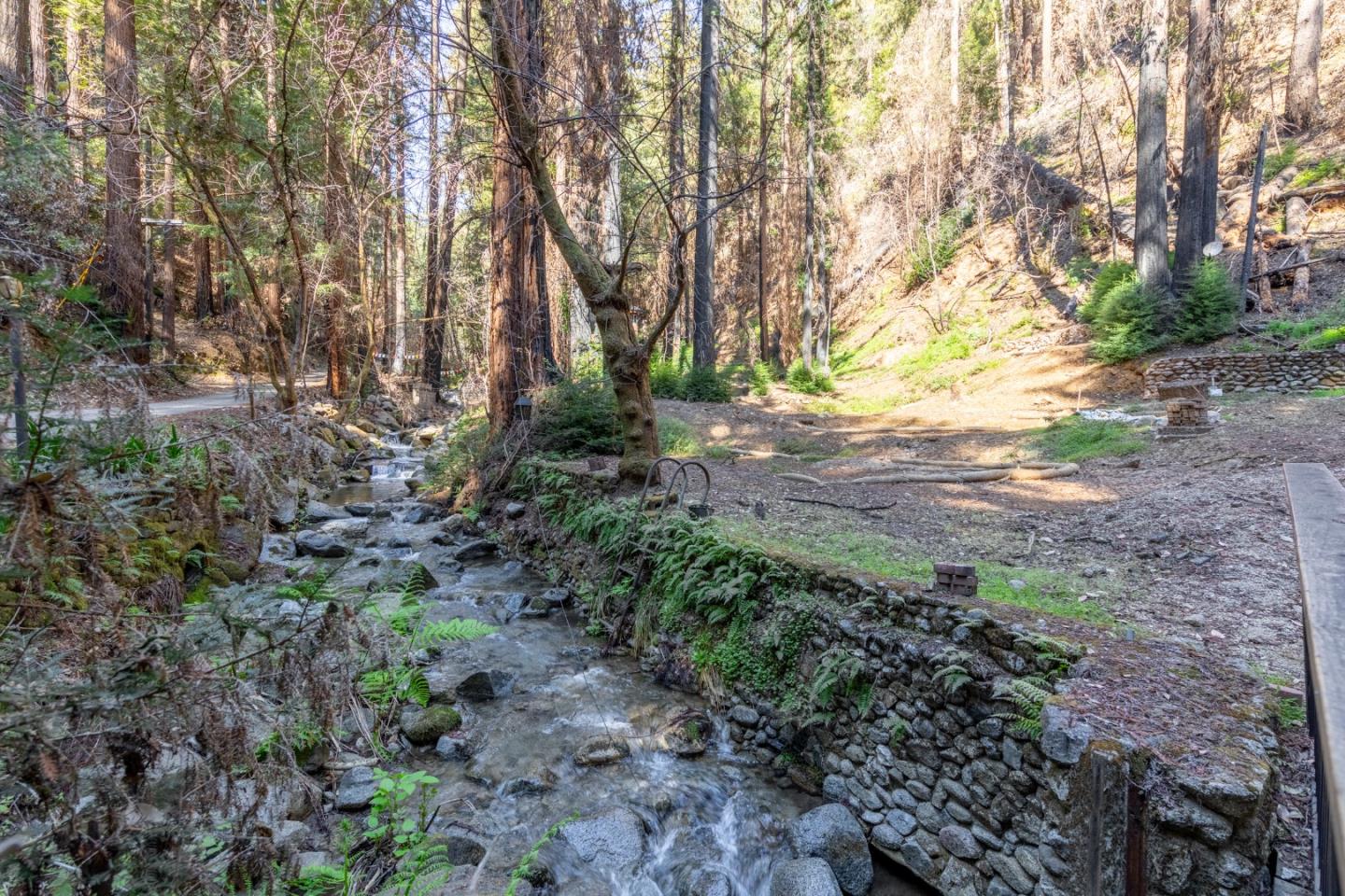 11810 Clear Creek