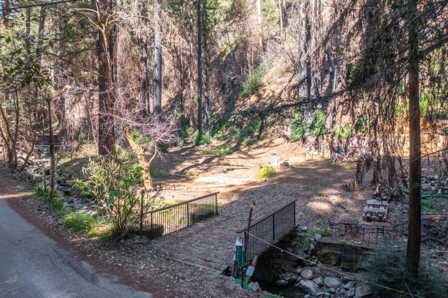 11810 Clear Creek