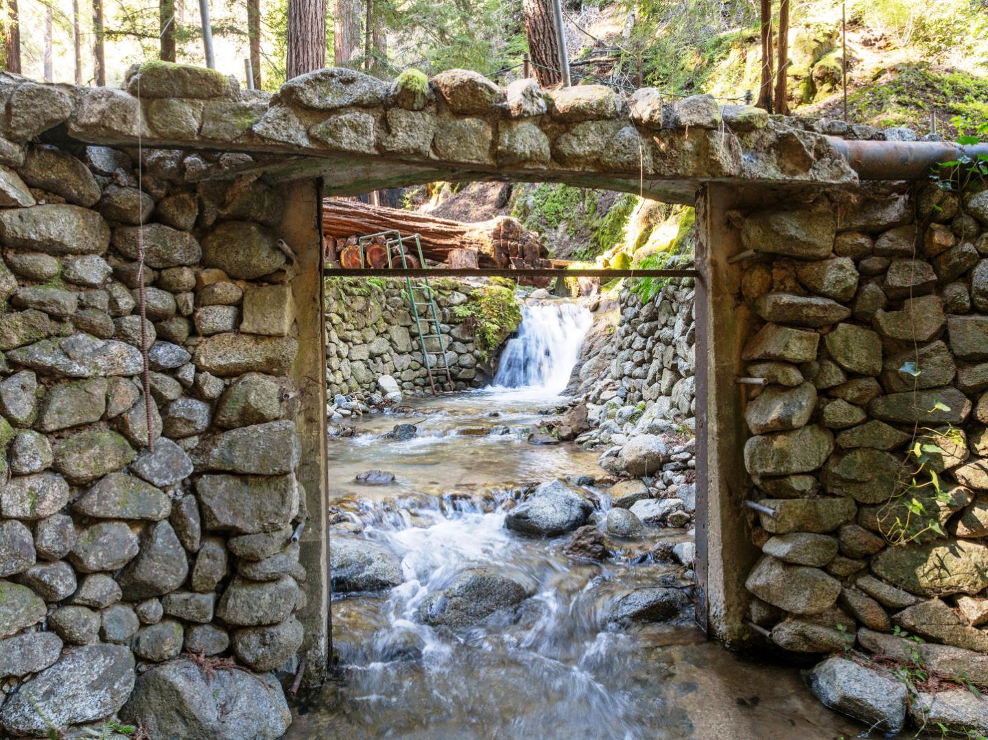 11800 Clear Creek Road