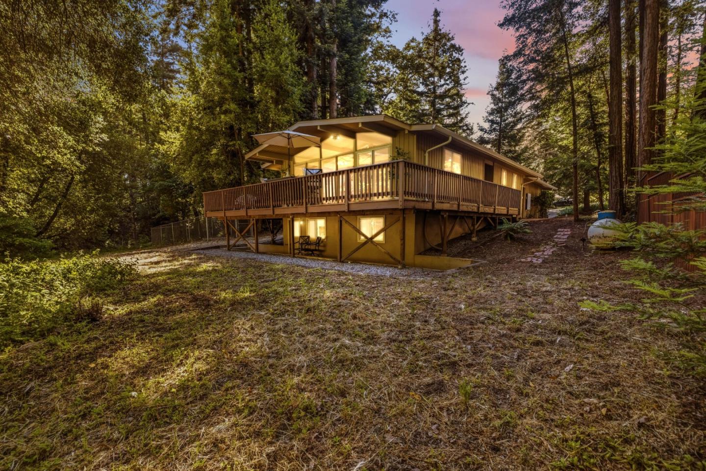 15740 Forest Hill Drive
