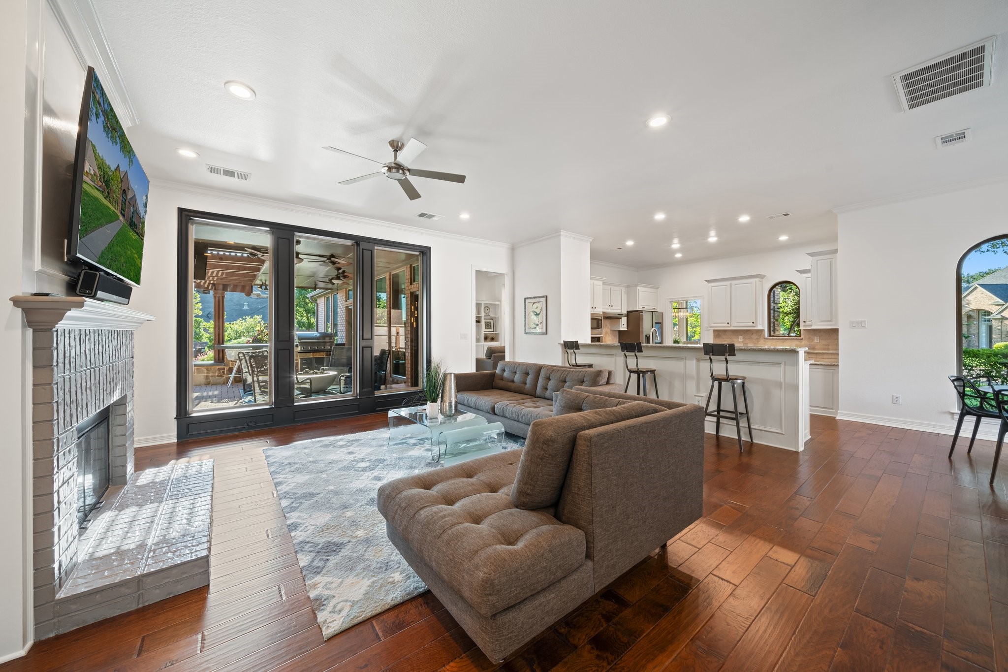 1206 Brazos Drive