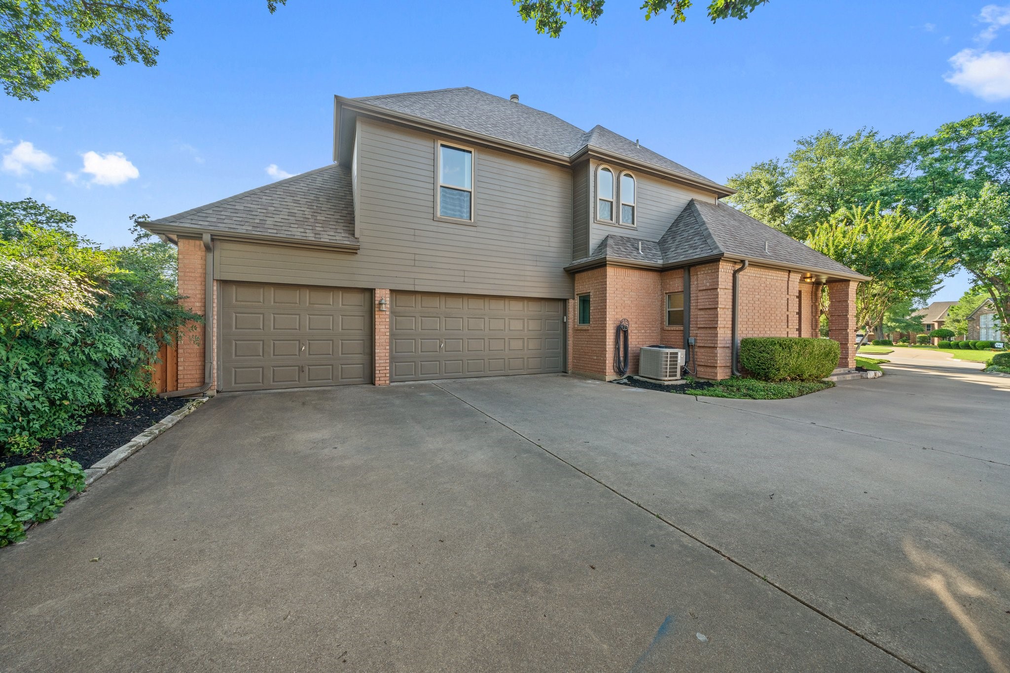 1206 Brazos Drive