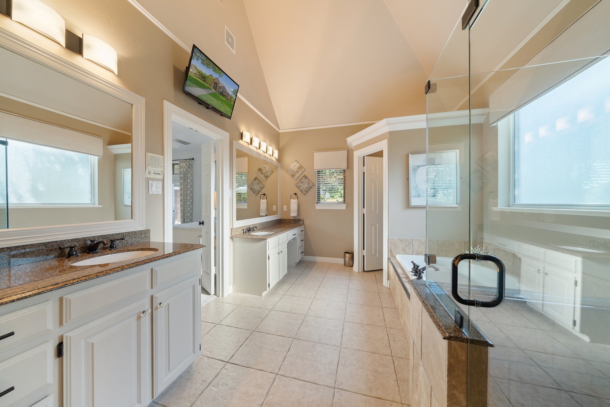 1206 Brazos Drive