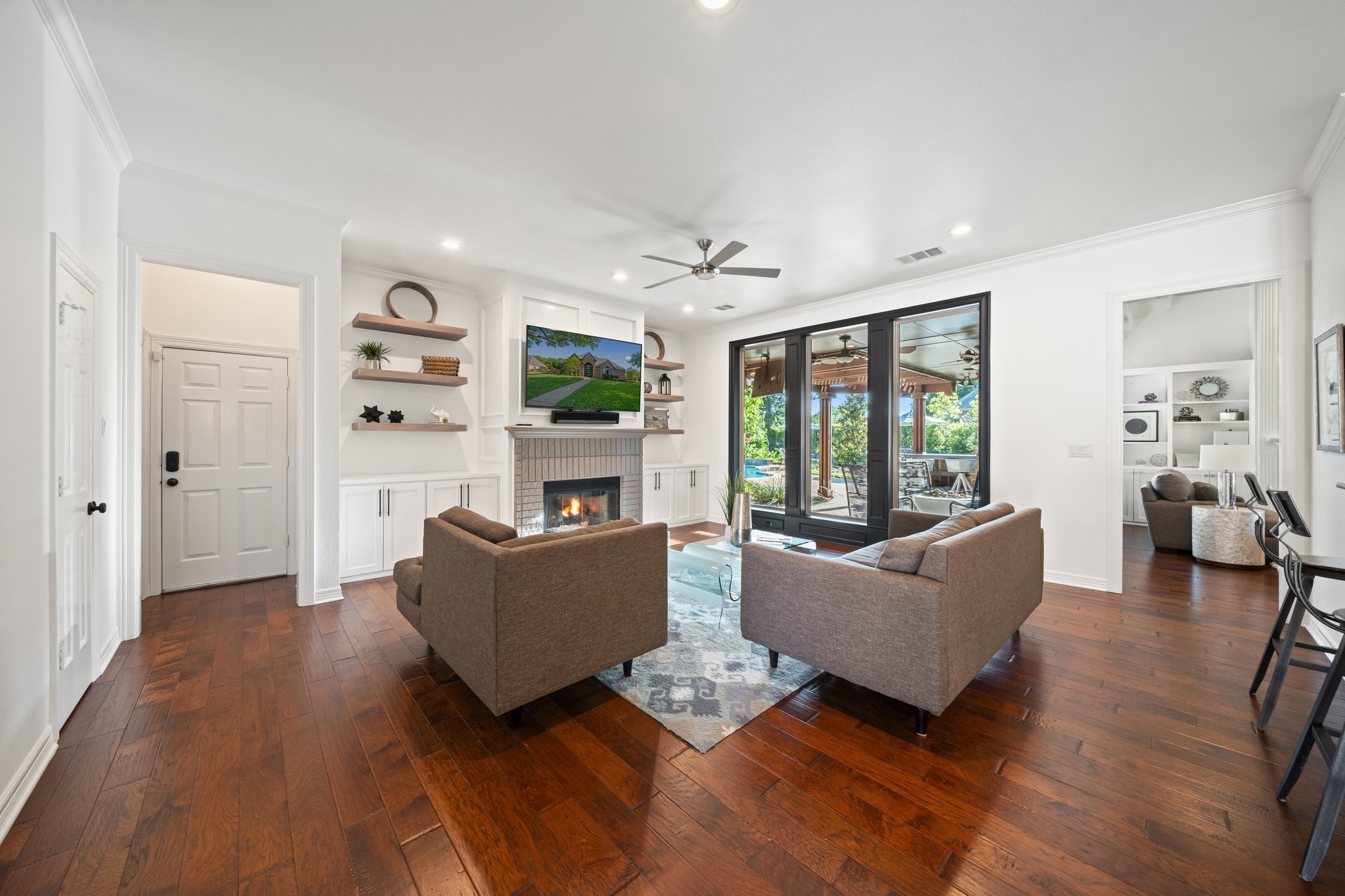 1206 Brazos Drive