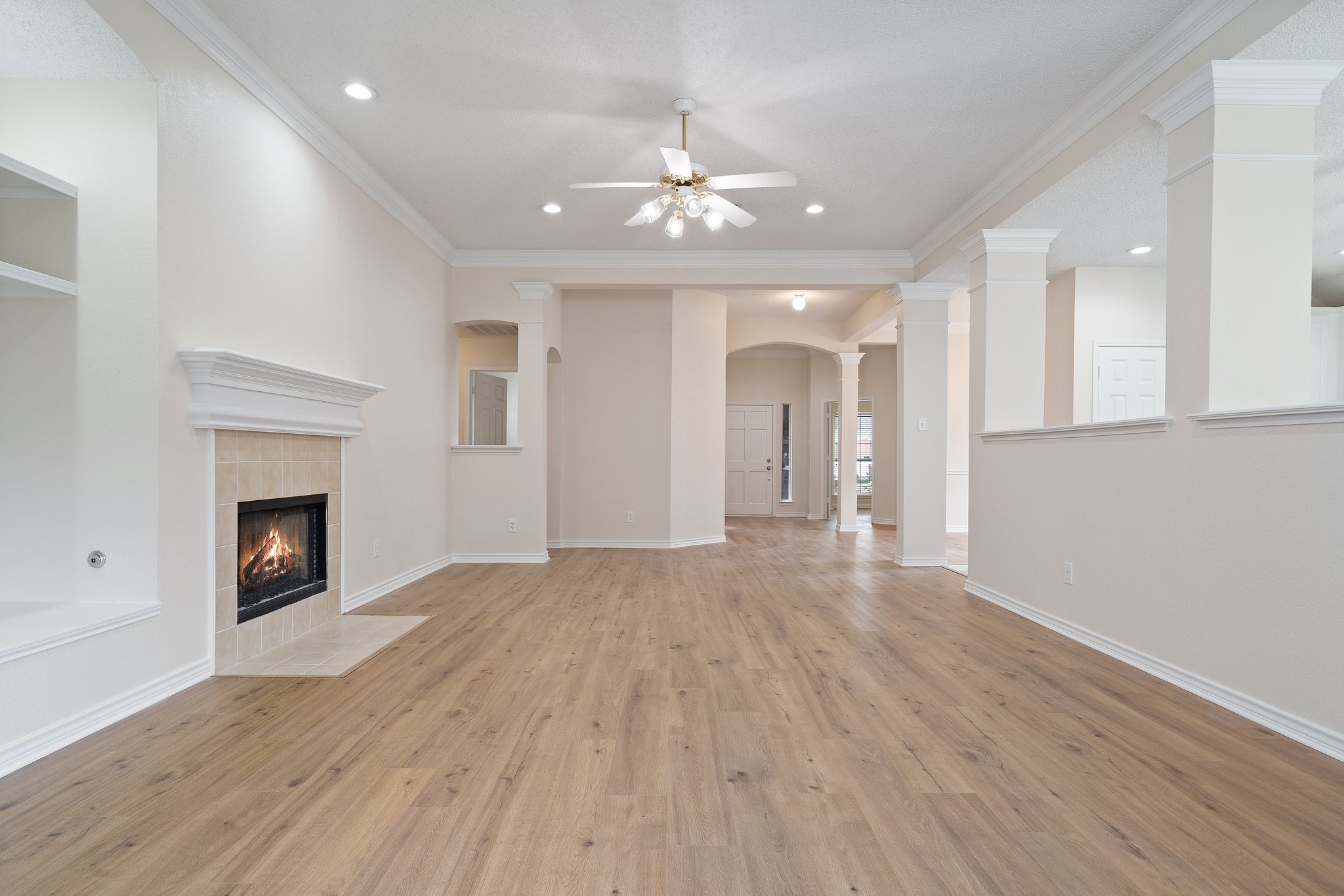 6905 Windwood Trail