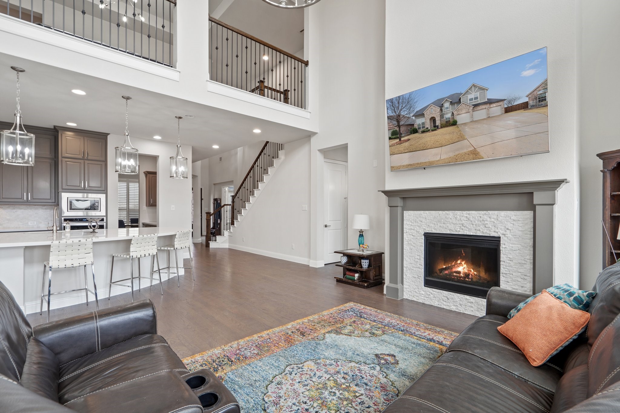 800 Neches River Drive