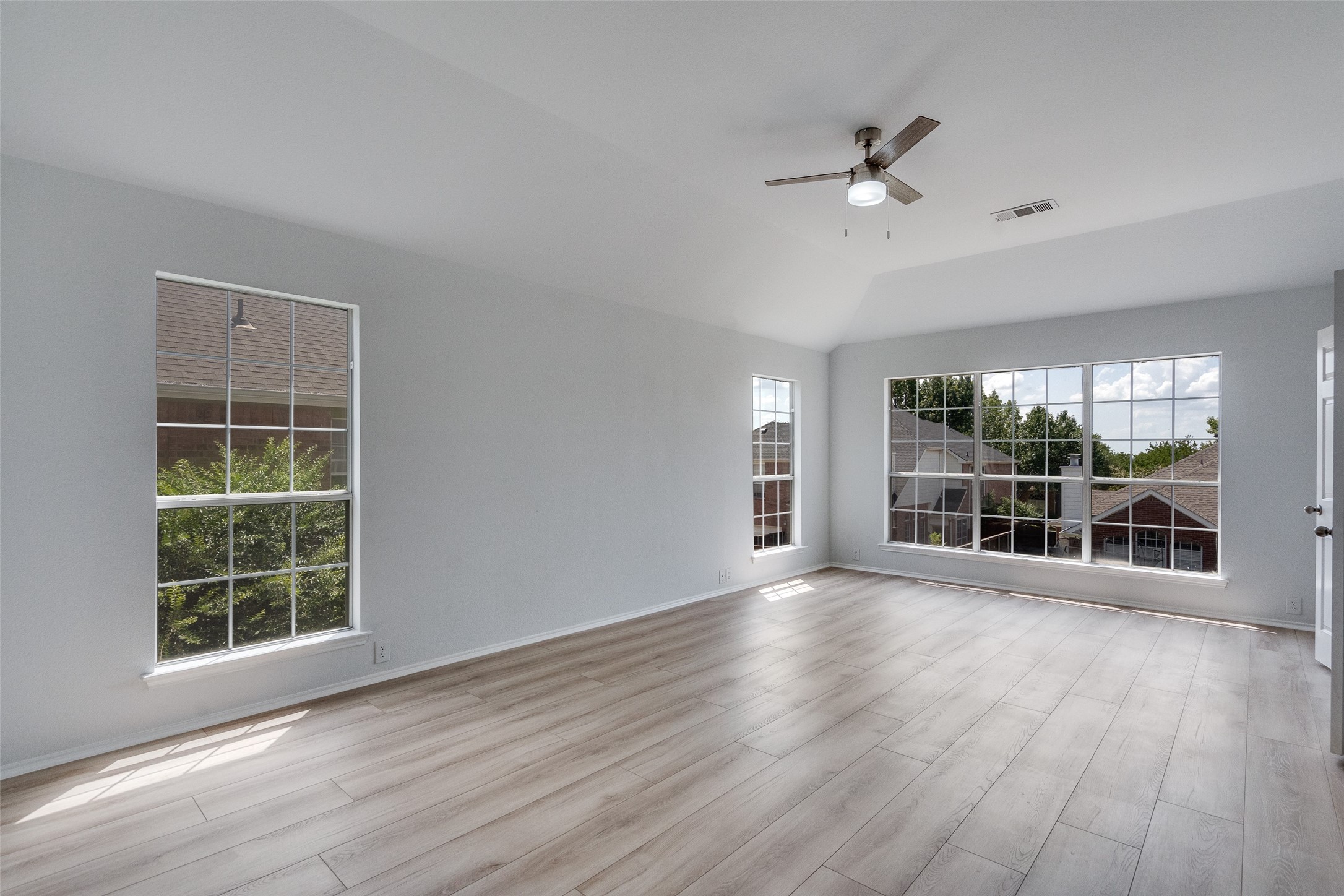 2320 Cimmaron Drive
