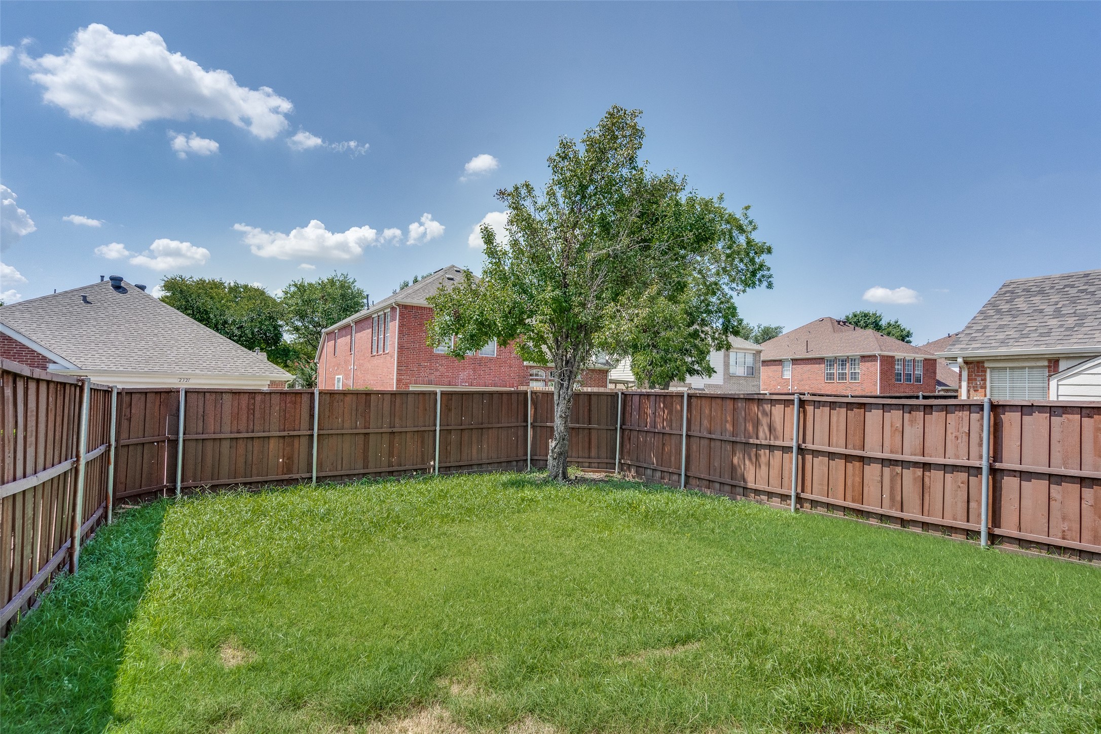 2320 Cimmaron Drive