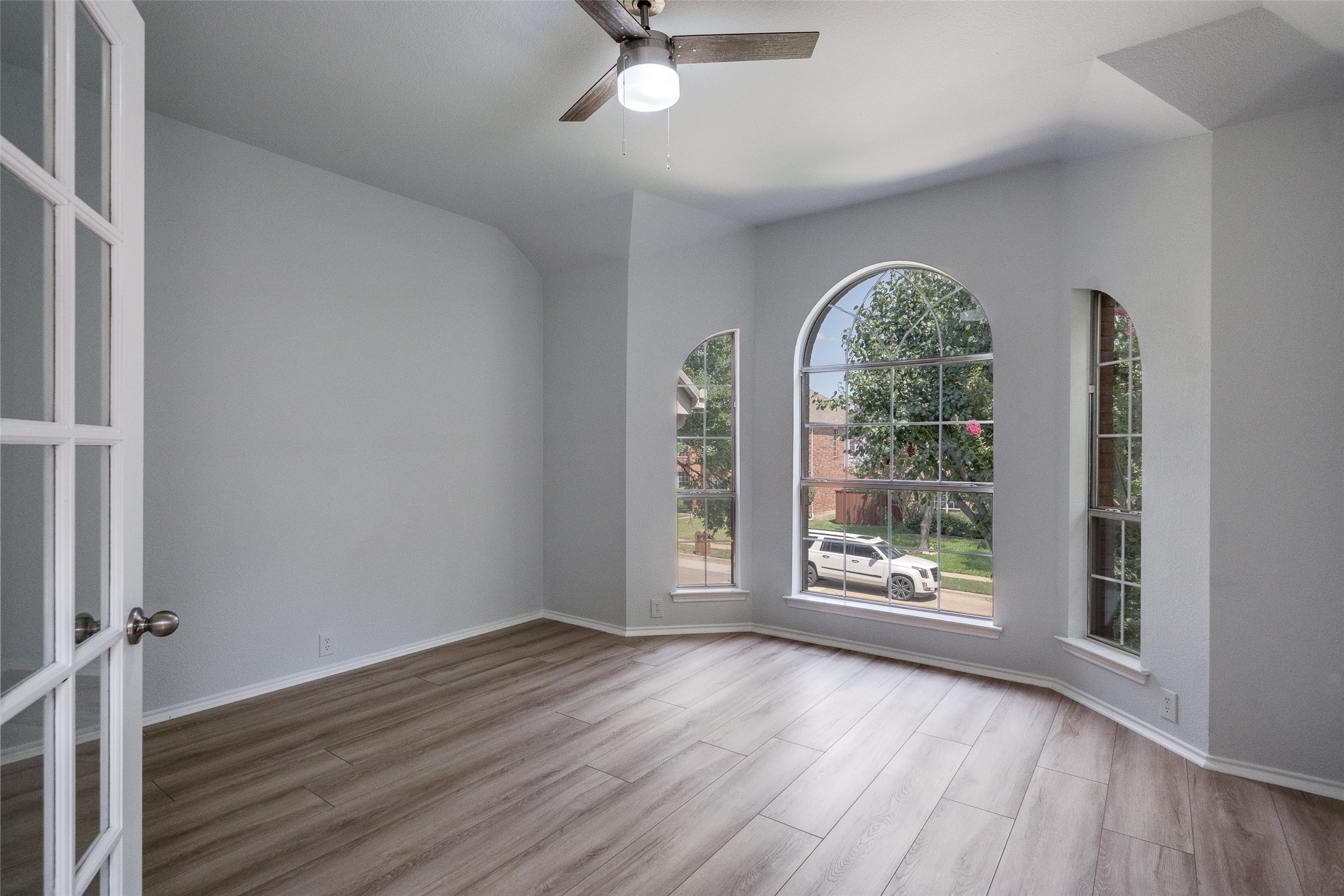 2320 Cimmaron Drive