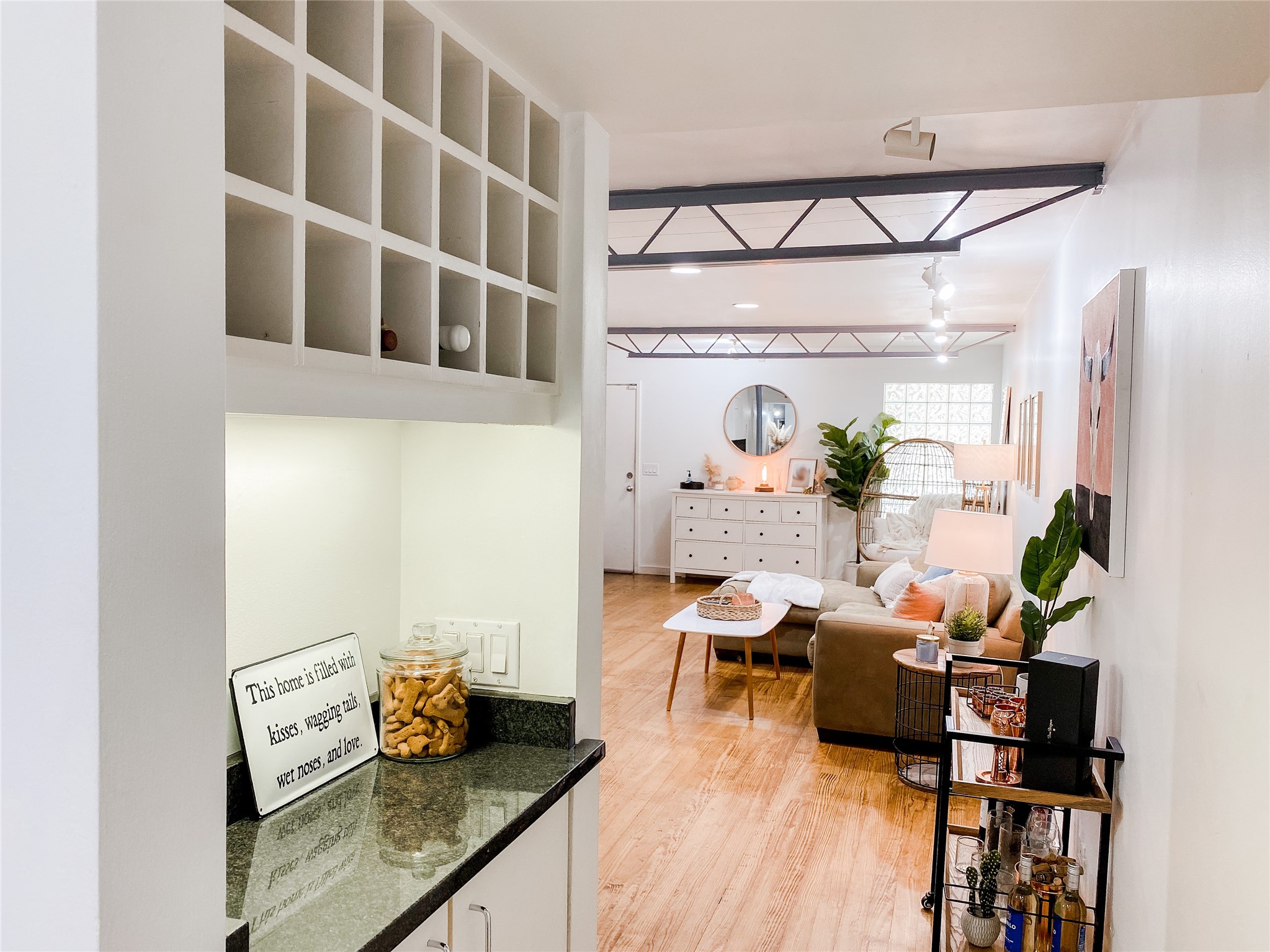 4231 Travis Street 2