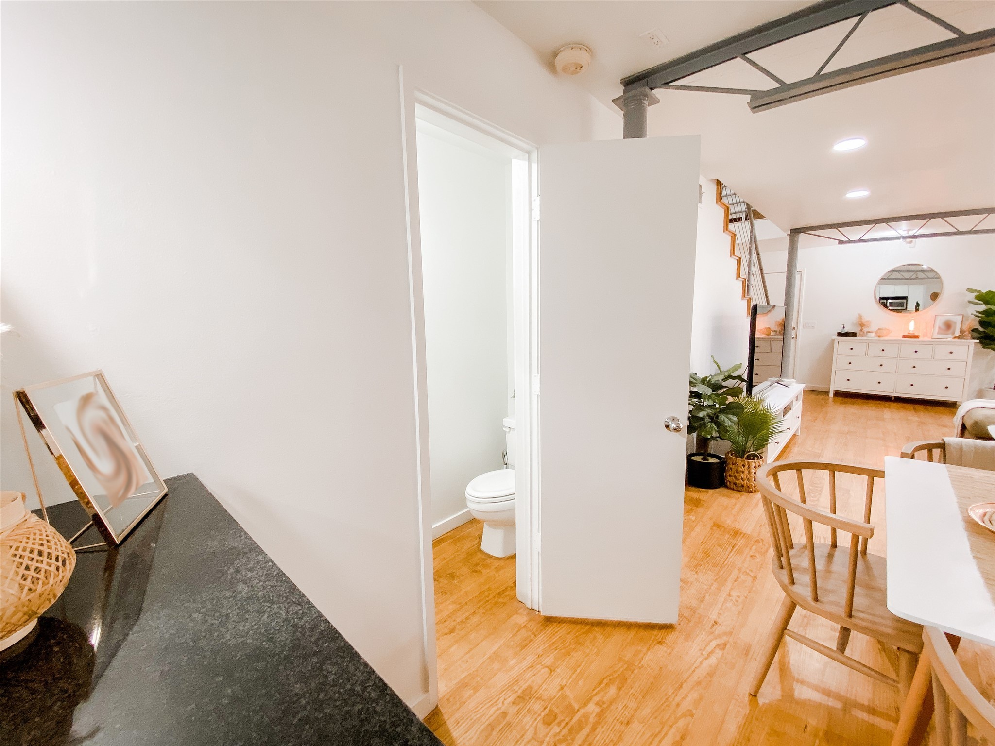 4231 Travis Street 2