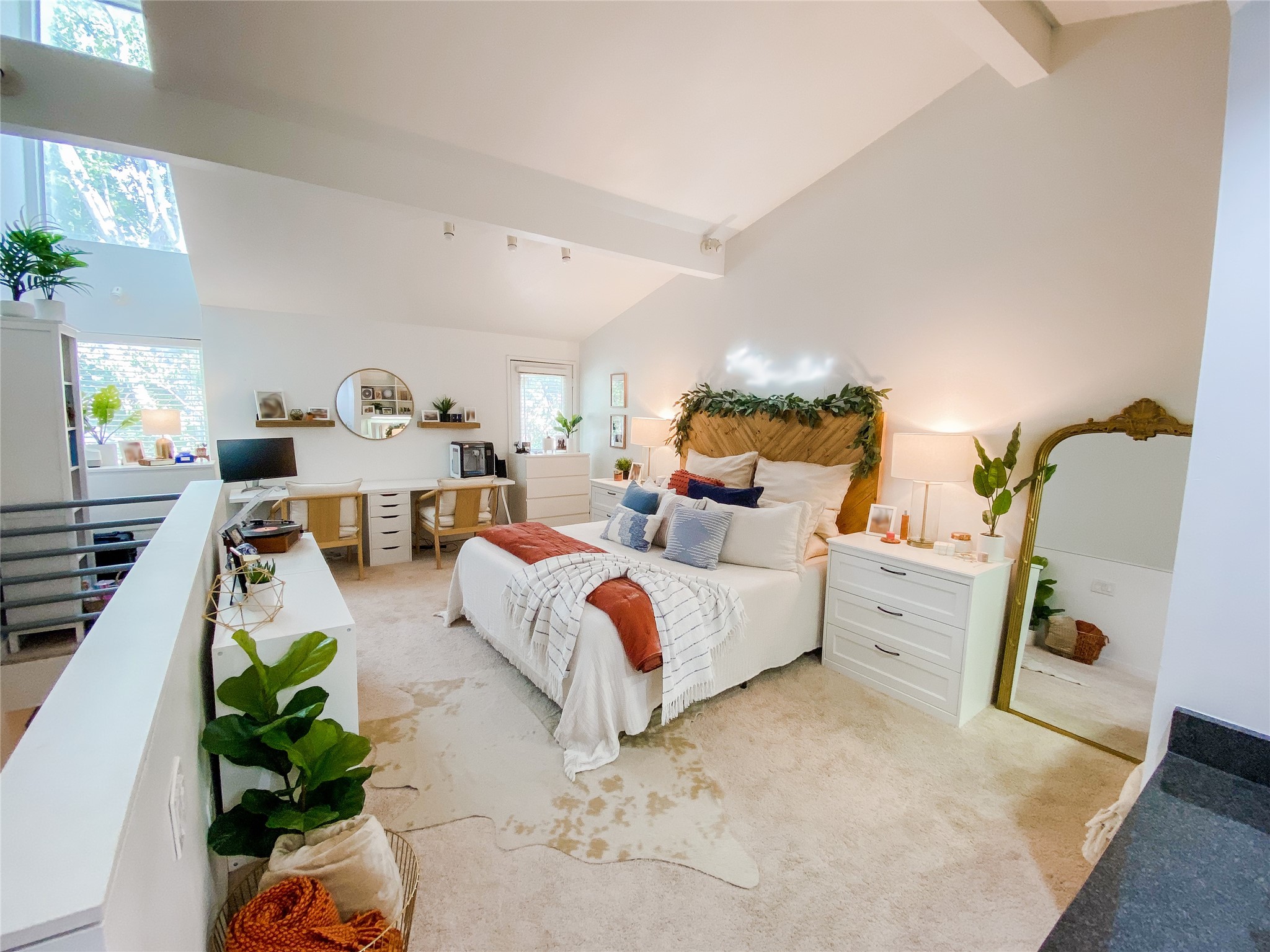 4231 Travis Street 2