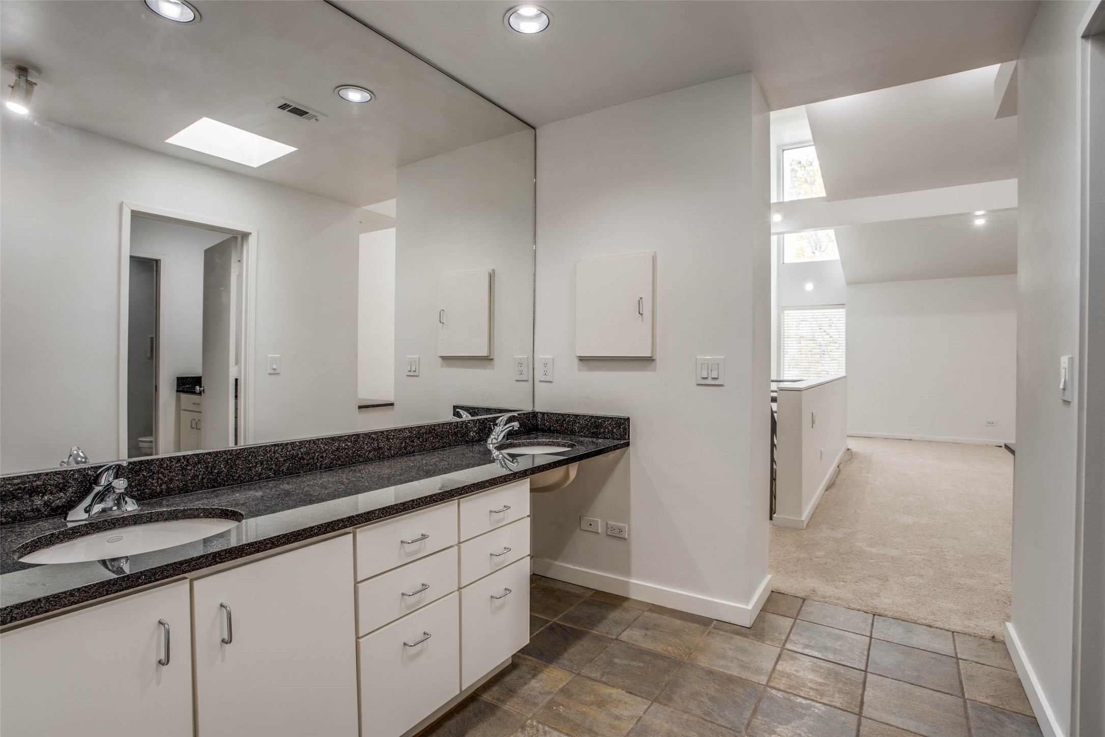 4231 Travis Street 2