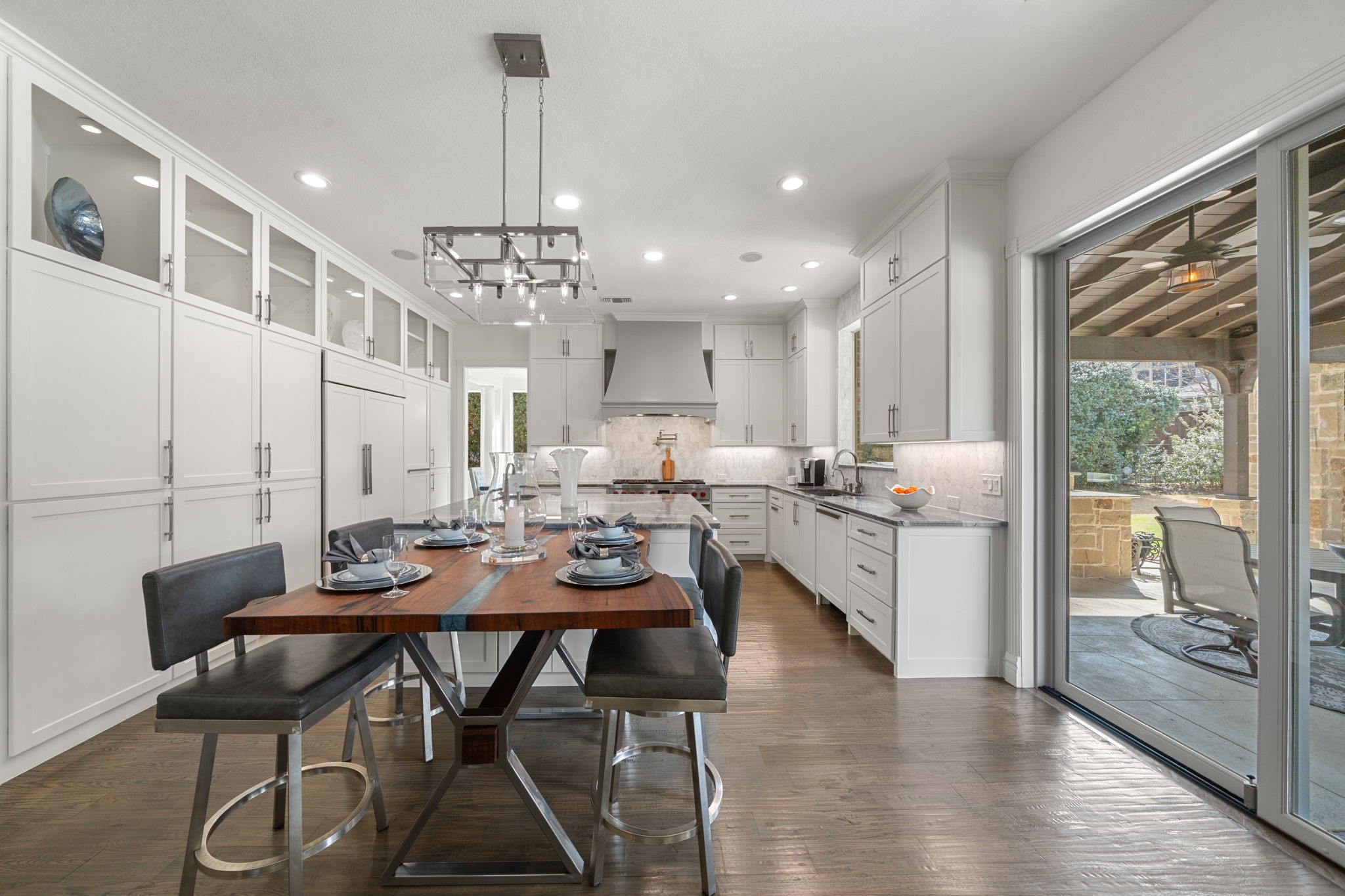 616 Honeysuckle Hollow