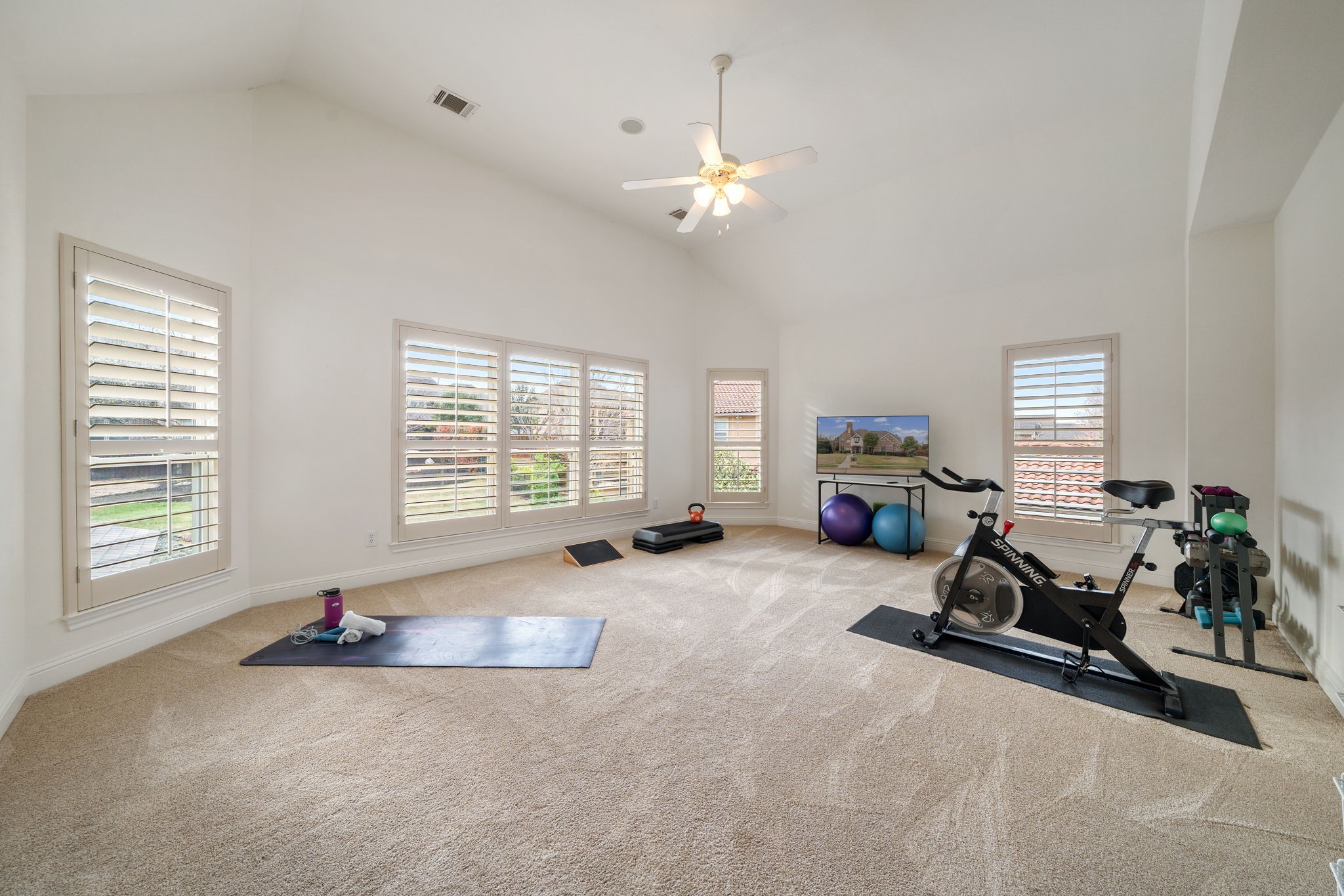 616 Honeysuckle Hollow