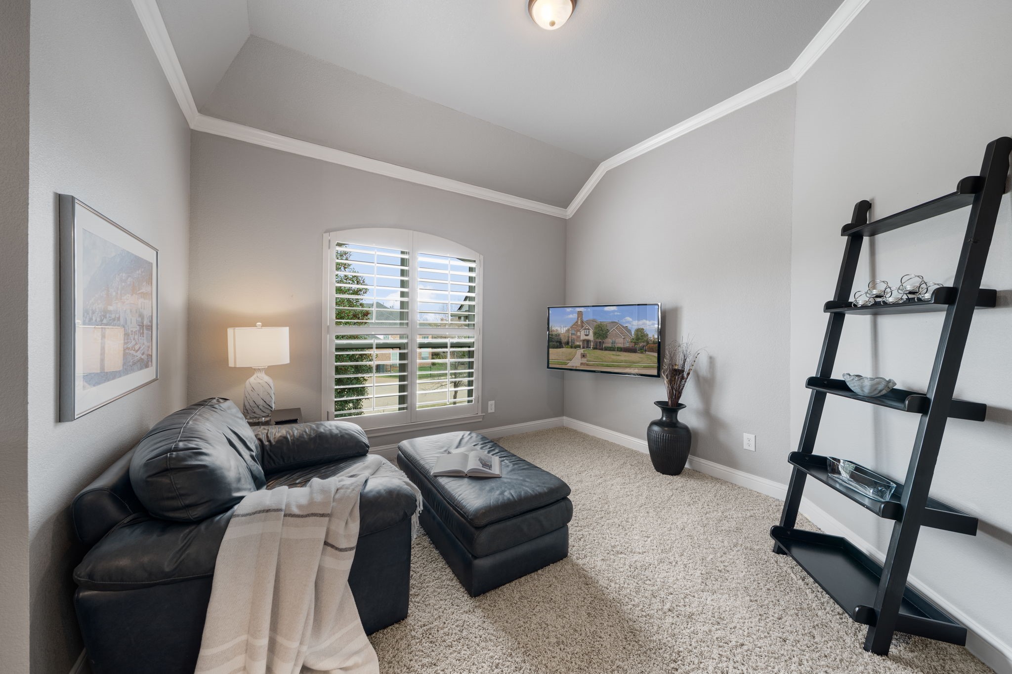 616 Honeysuckle Hollow