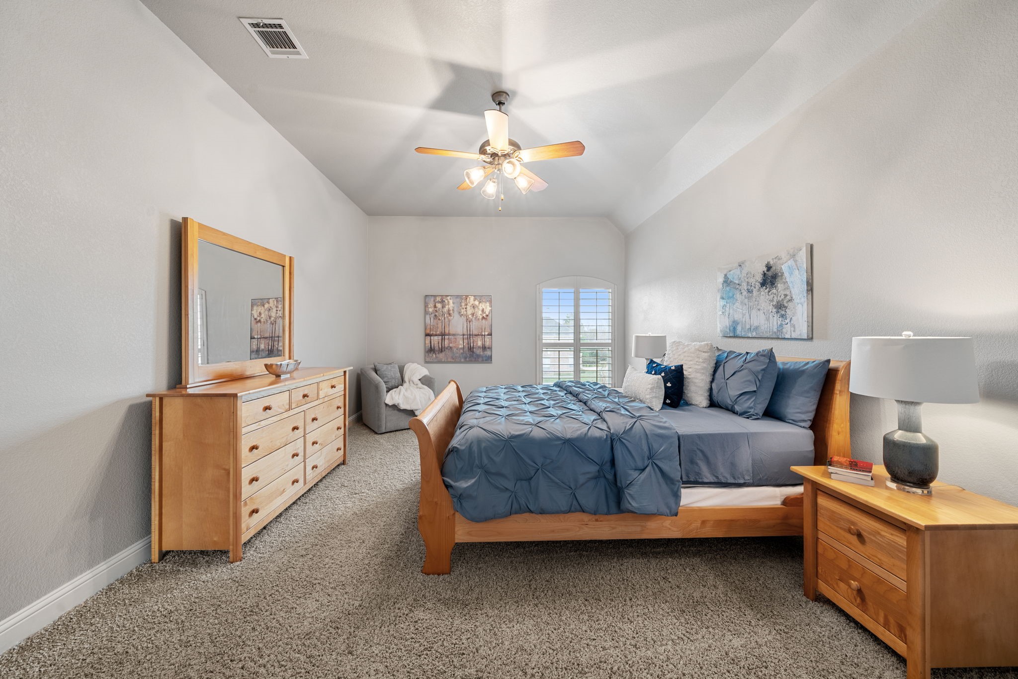 616 Honeysuckle Hollow