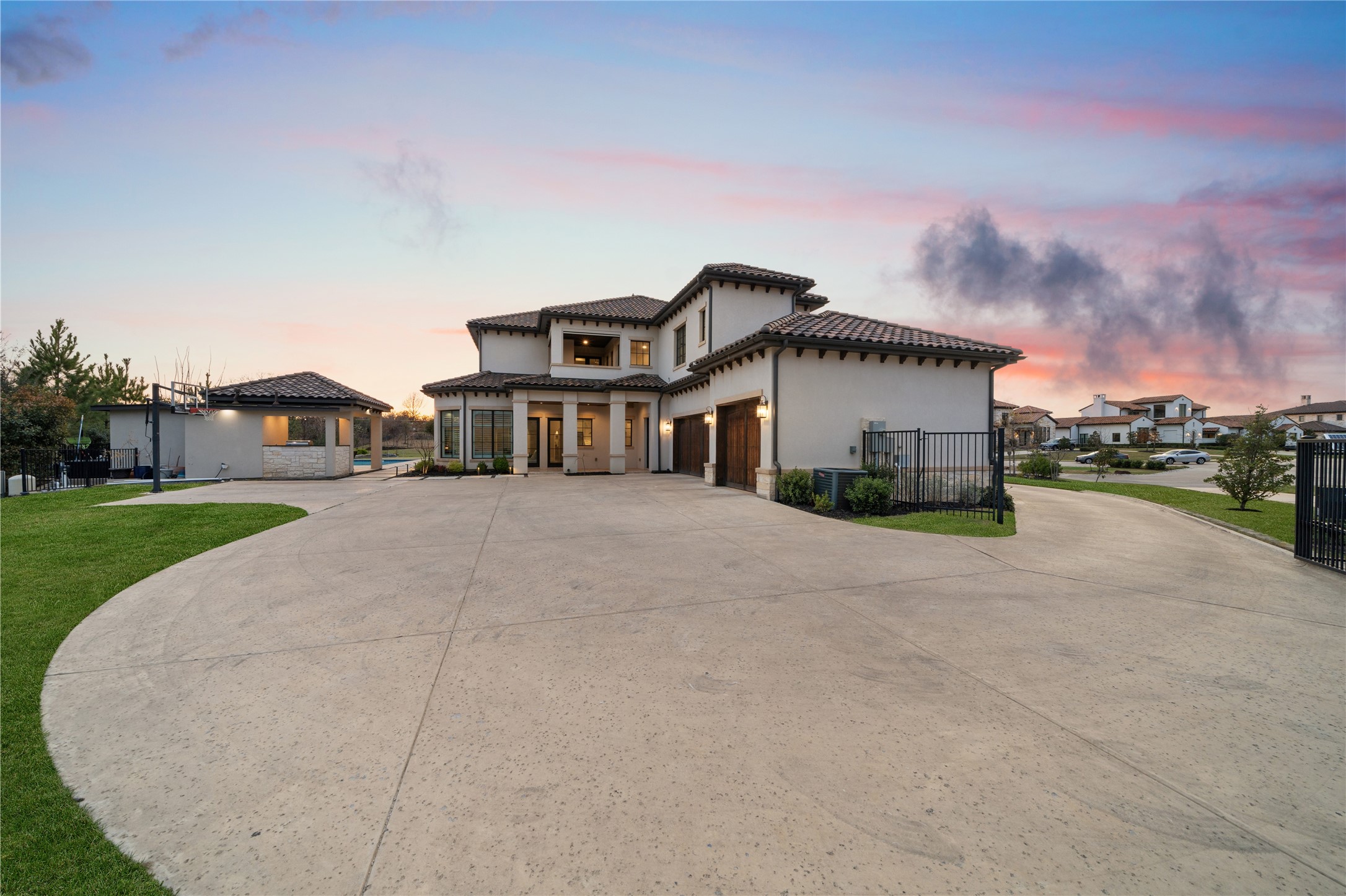 2202 Barcelona Court