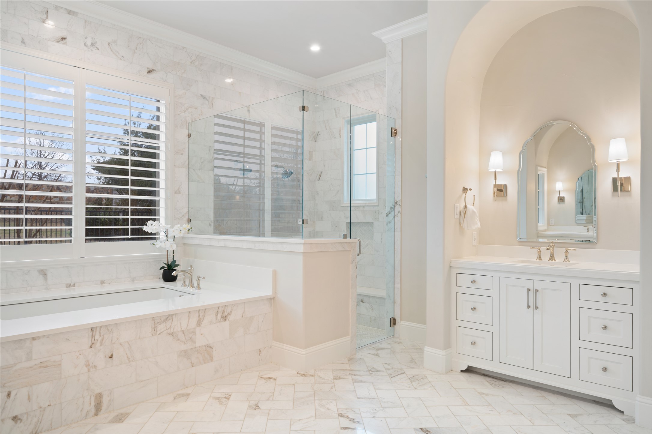 2202 Barcelona Court