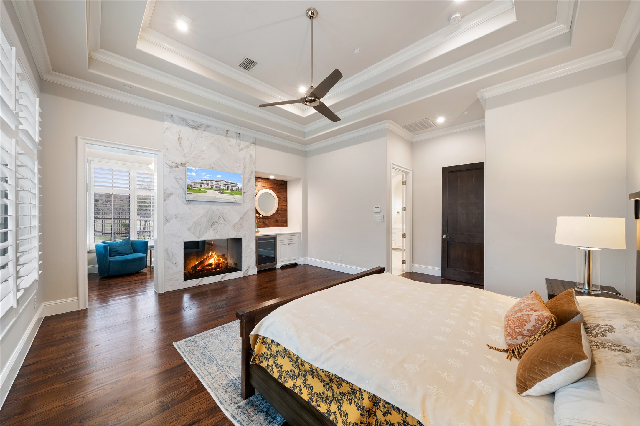 2202 Barcelona Court