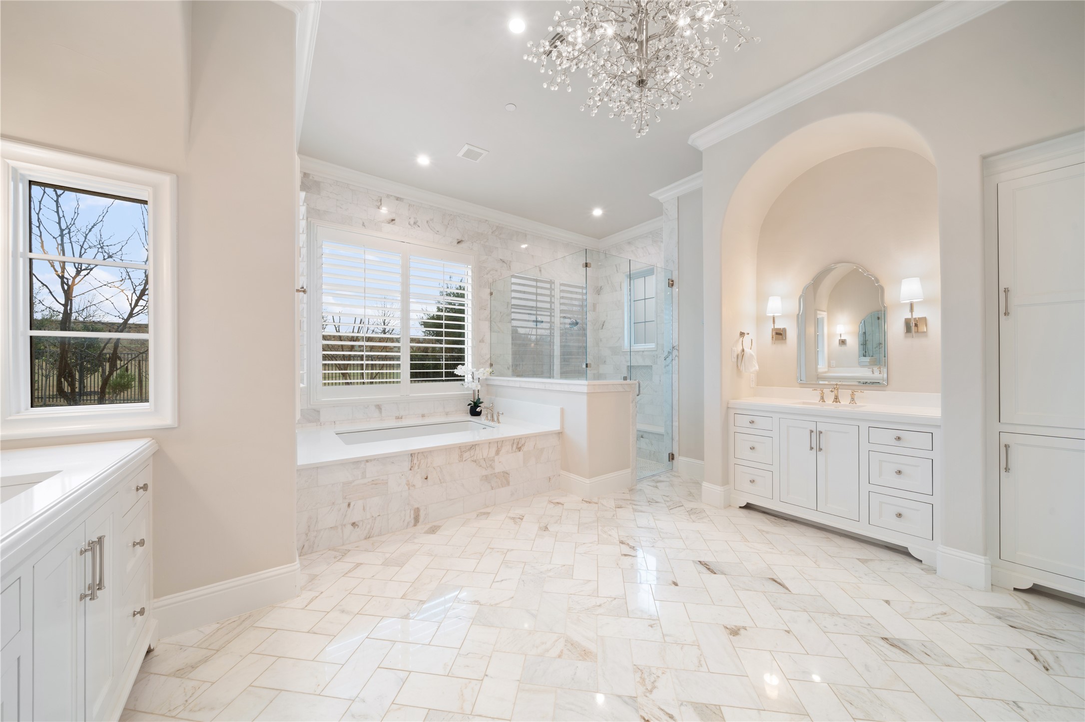 2202 Barcelona Court