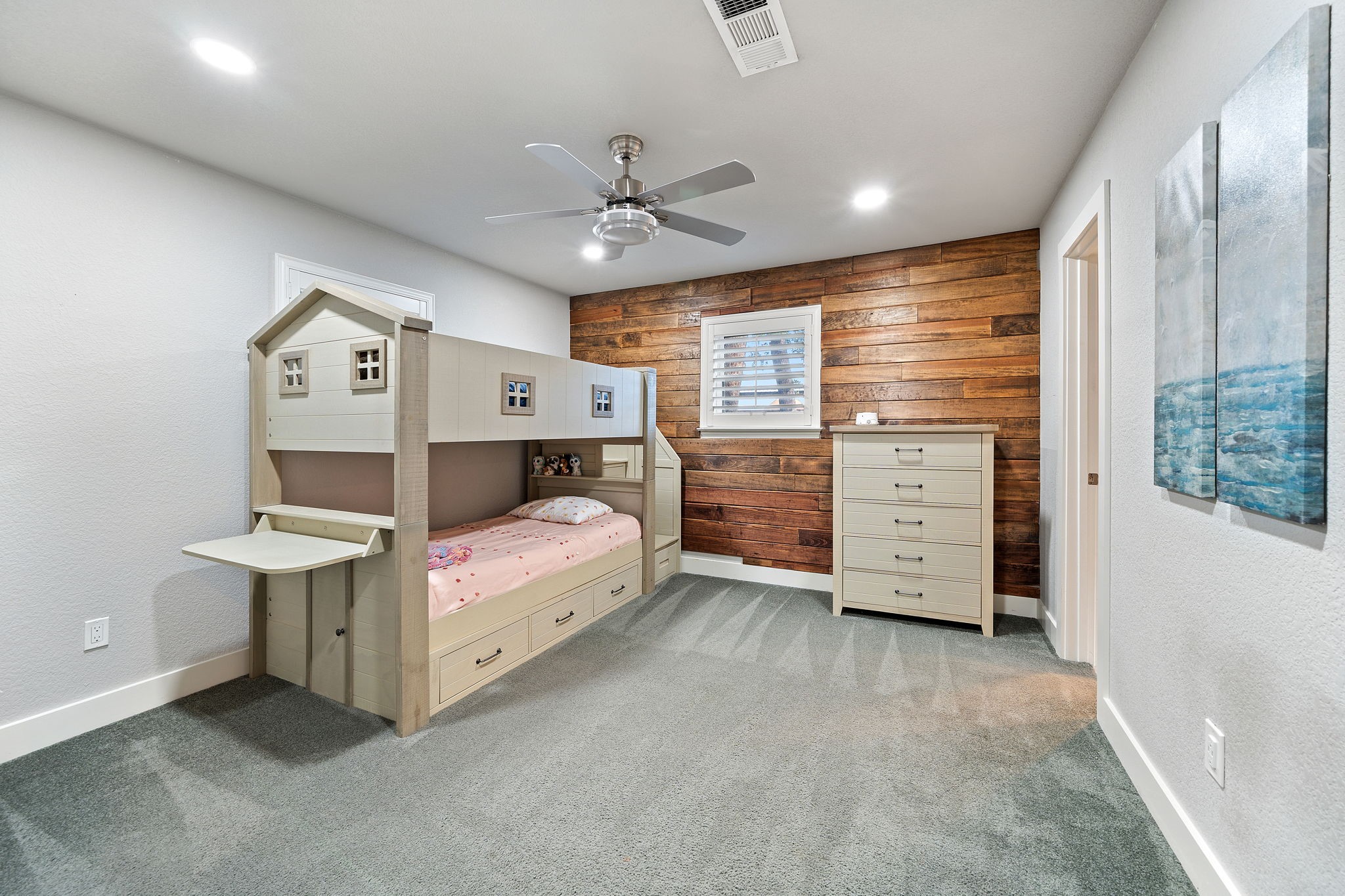 1287 Sunshine Lane