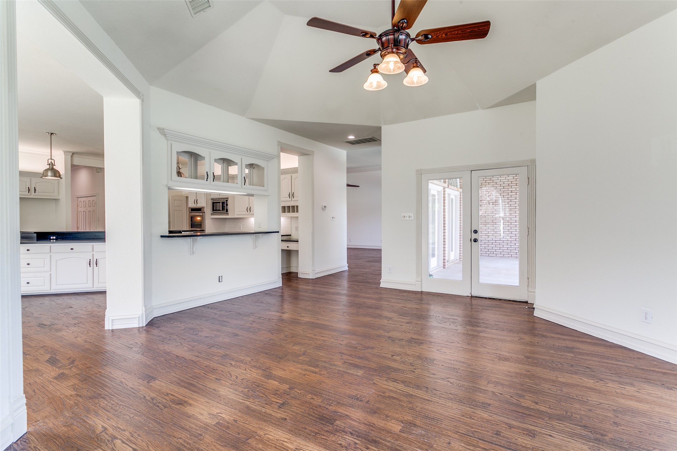 1015 Brazos Drive