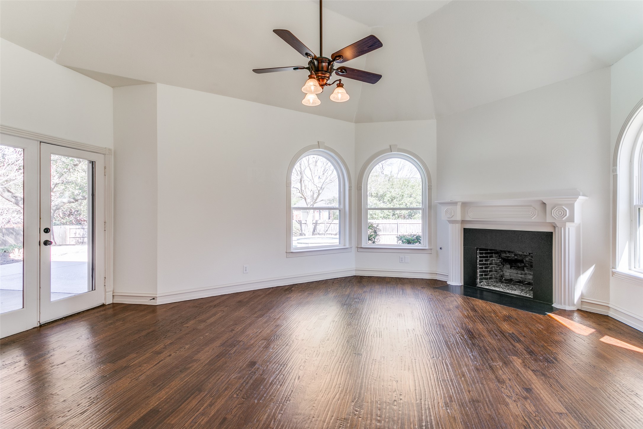 1015 Brazos Drive