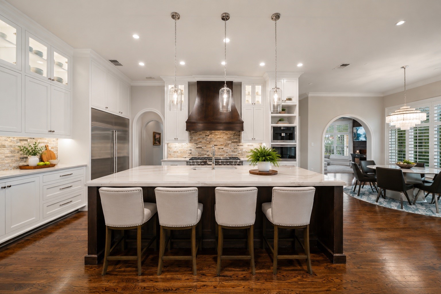 2202 Barcelona Court