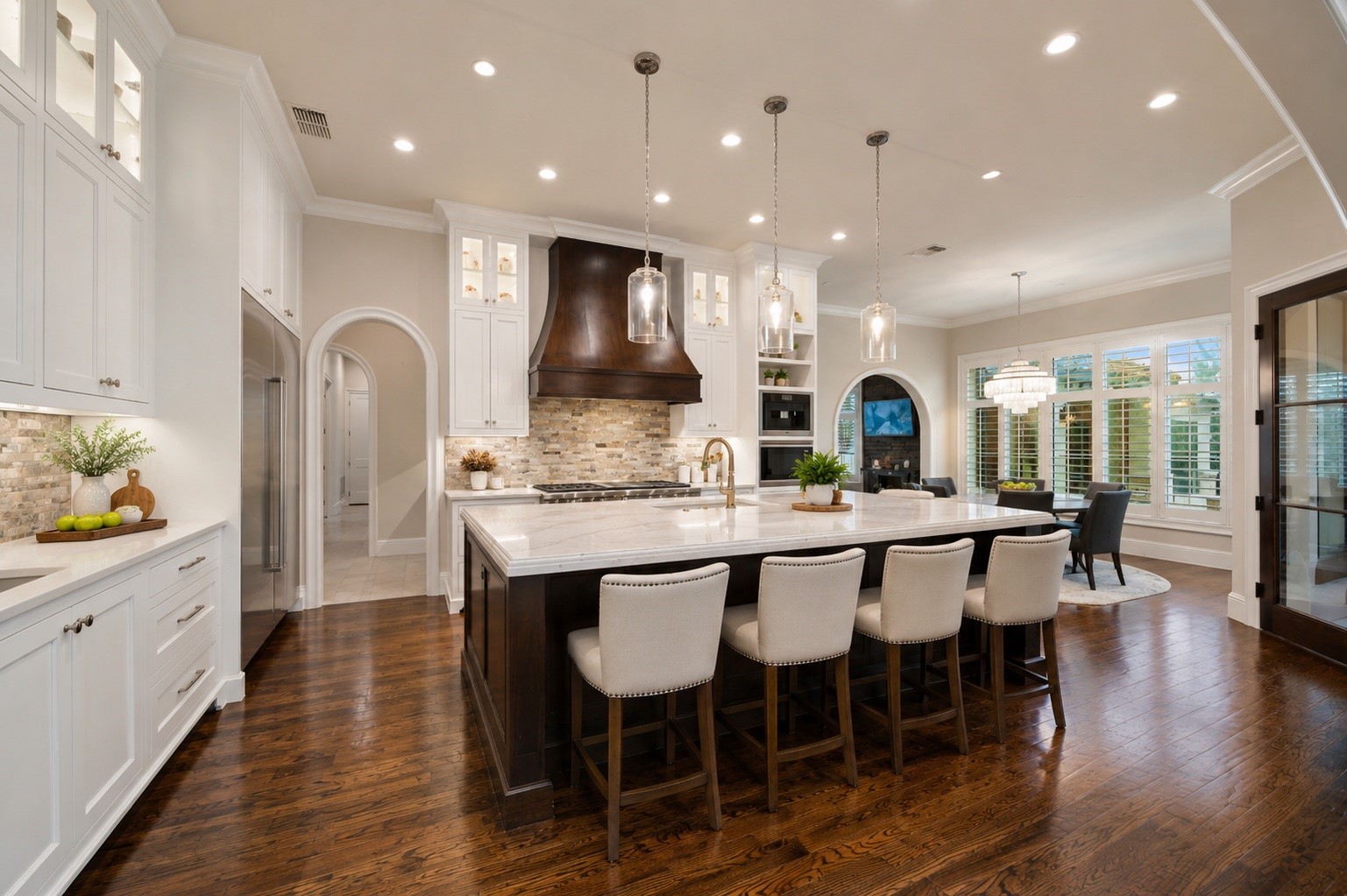 2202 Barcelona Court