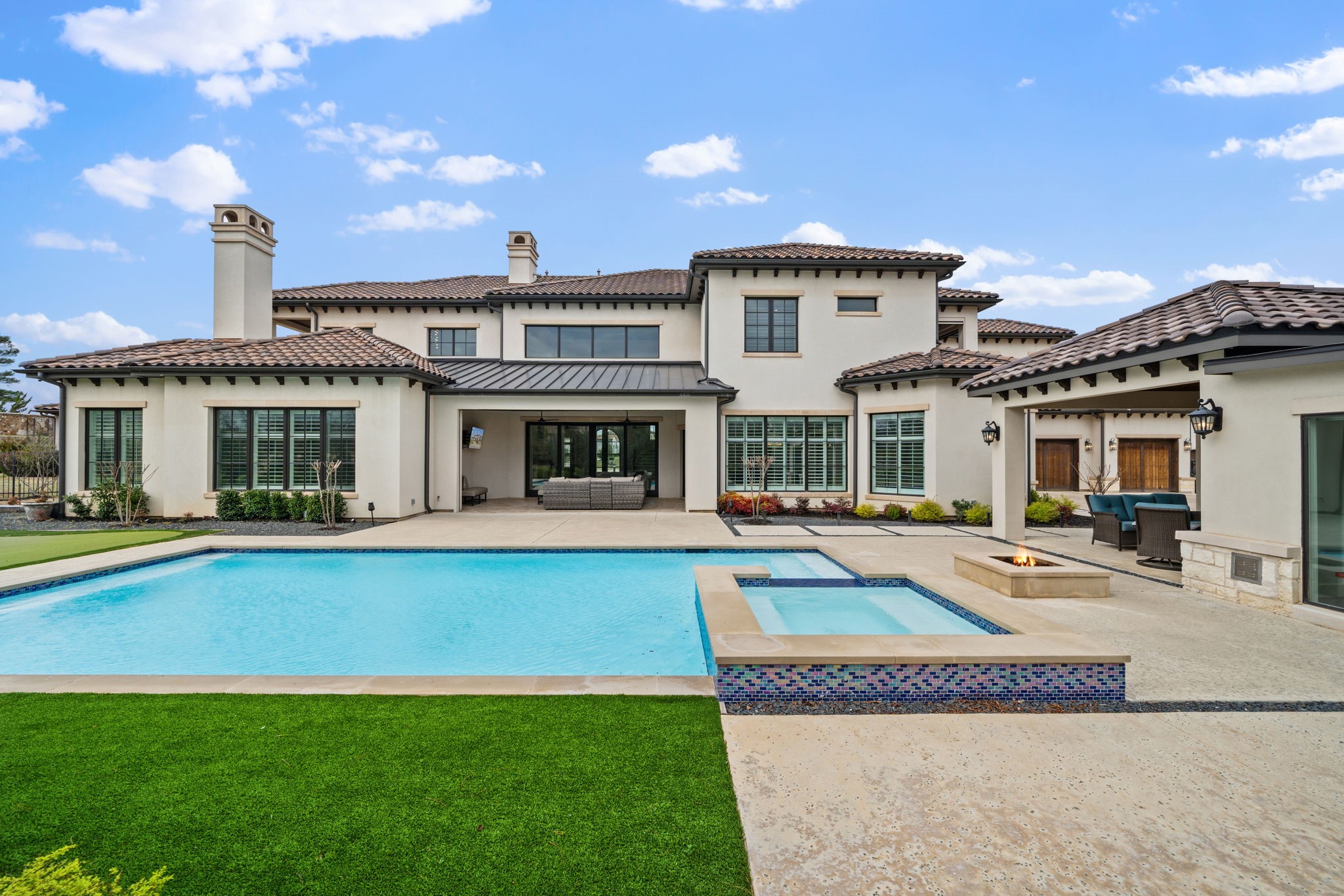 2202 Barcelona Court