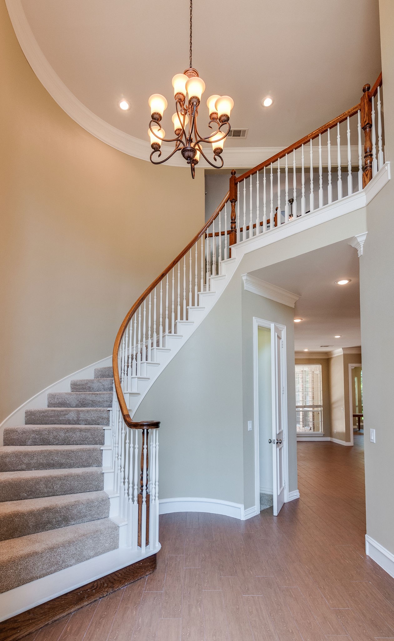 1112 Longford Circle