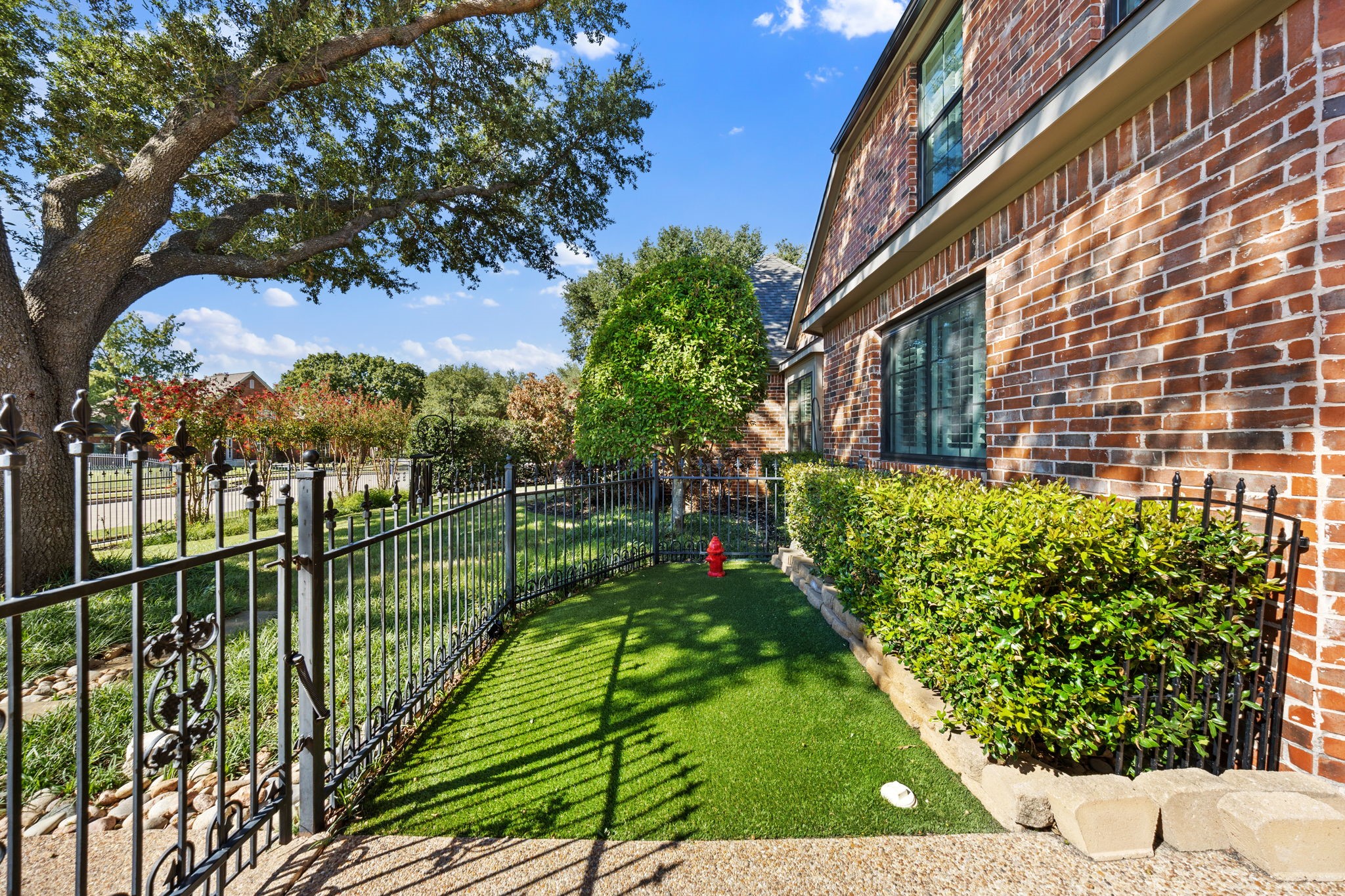 400 Indian Paintbrush Way