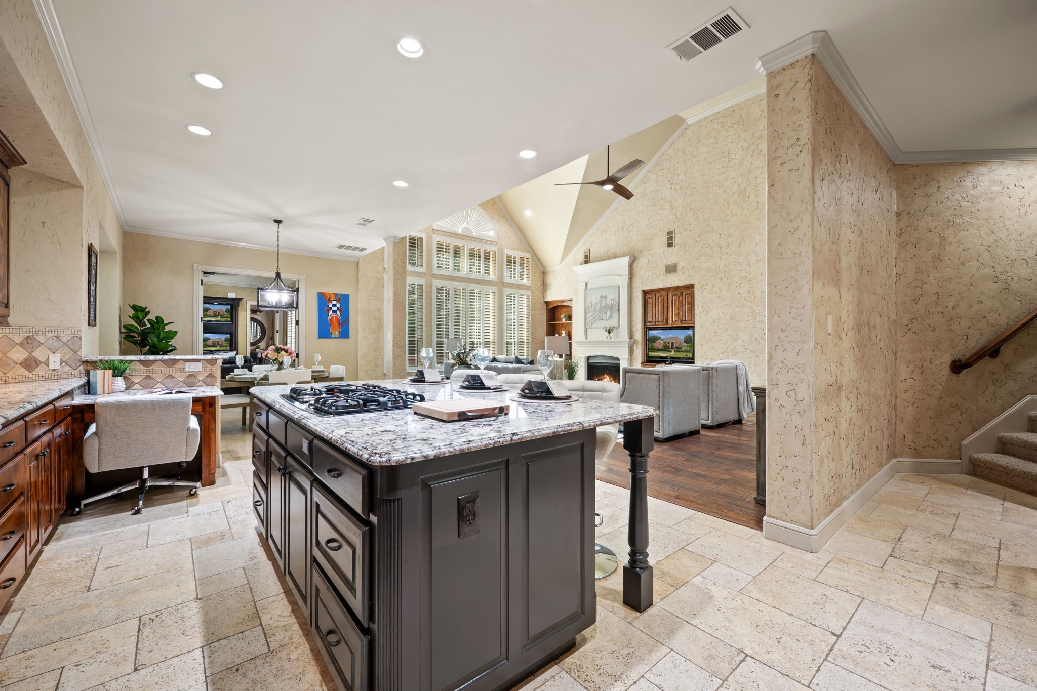 400 Indian Paintbrush Way