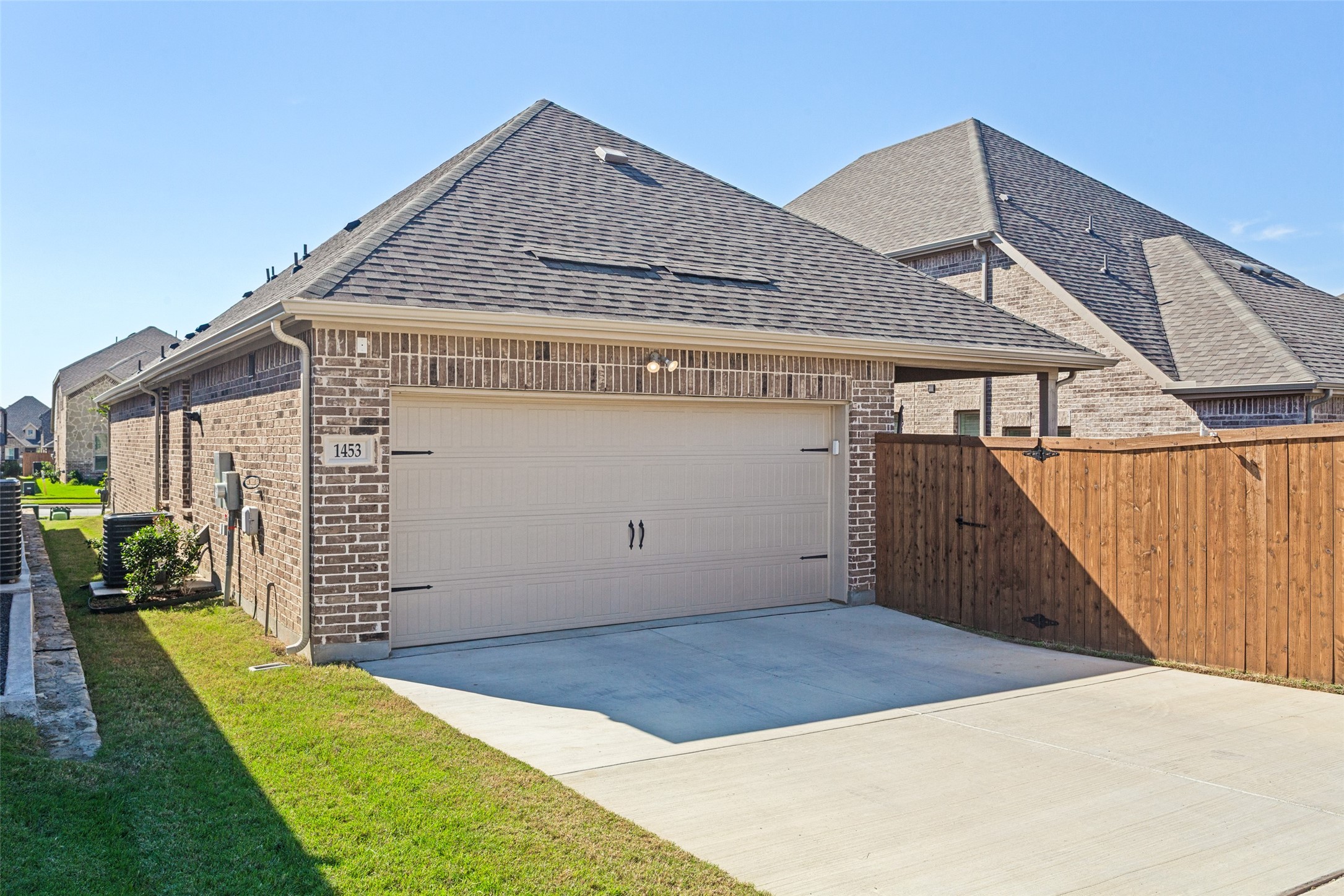 1453 Sun Garden Way