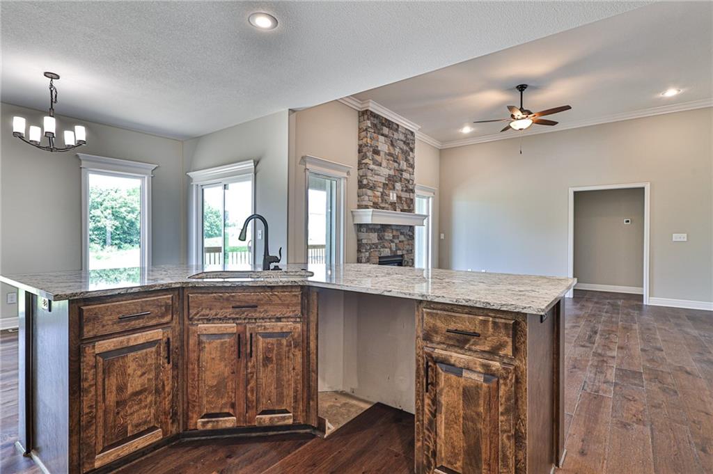 10323 N Winchester Avenue