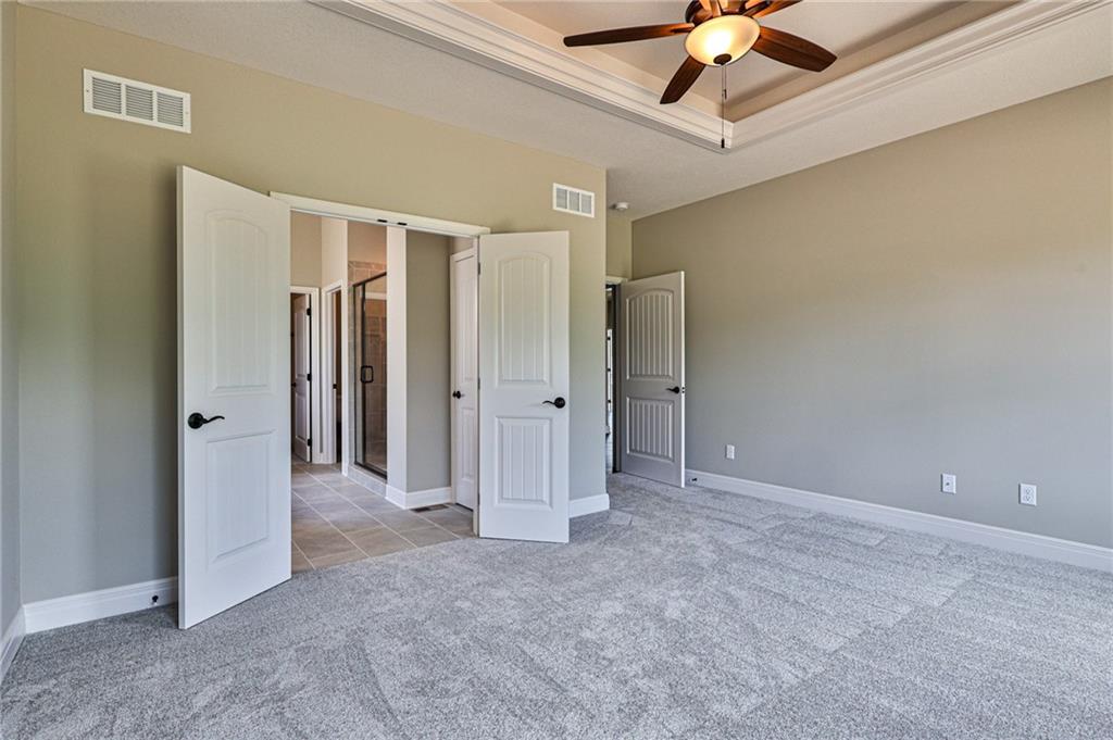 10323 N Winchester Avenue