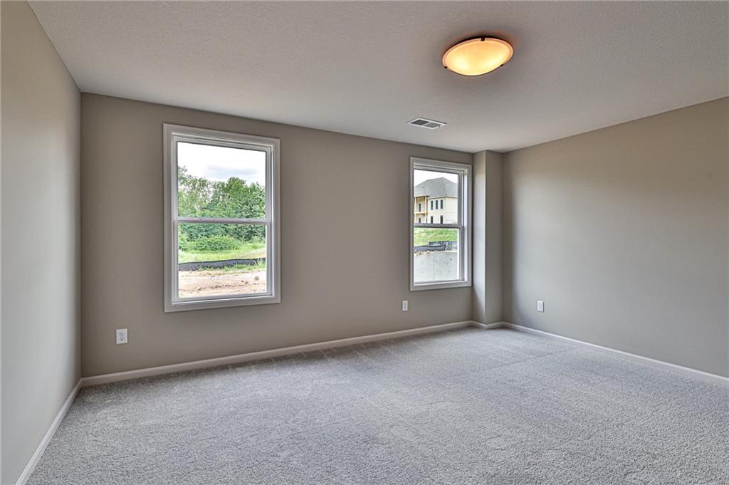 10323 N Winchester Avenue