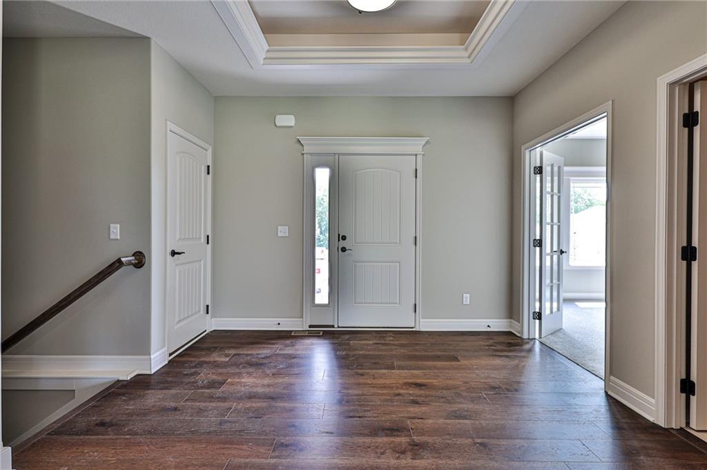 10323 N Winchester Avenue