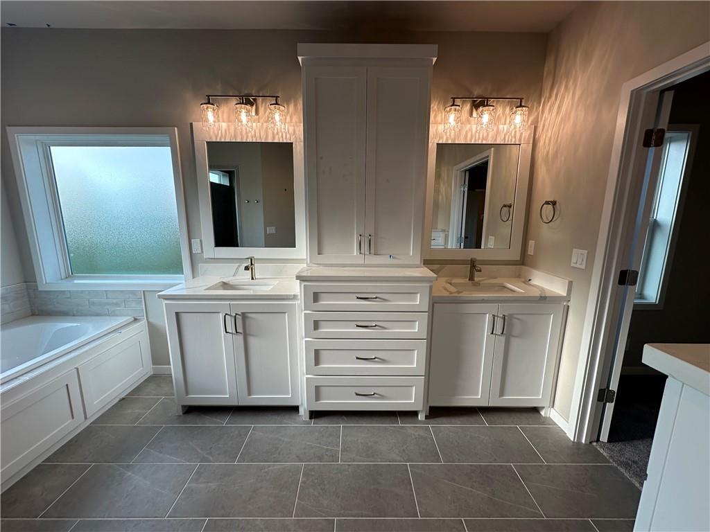 7914 NE 103rd Terrace