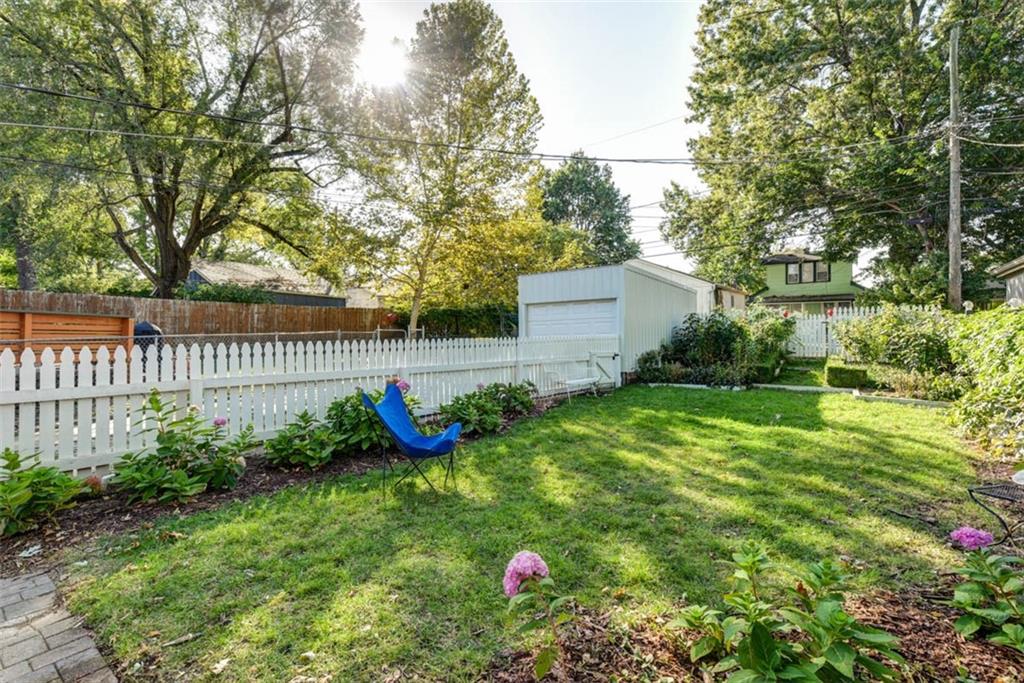 41 W 73rd Terrace