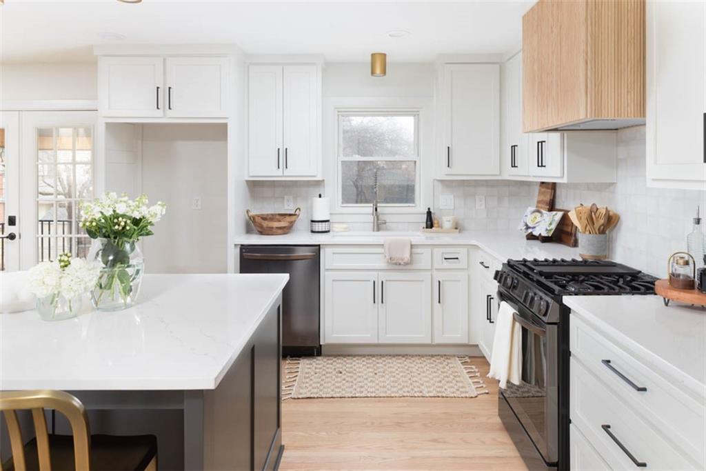 7000 W 66th Terrace