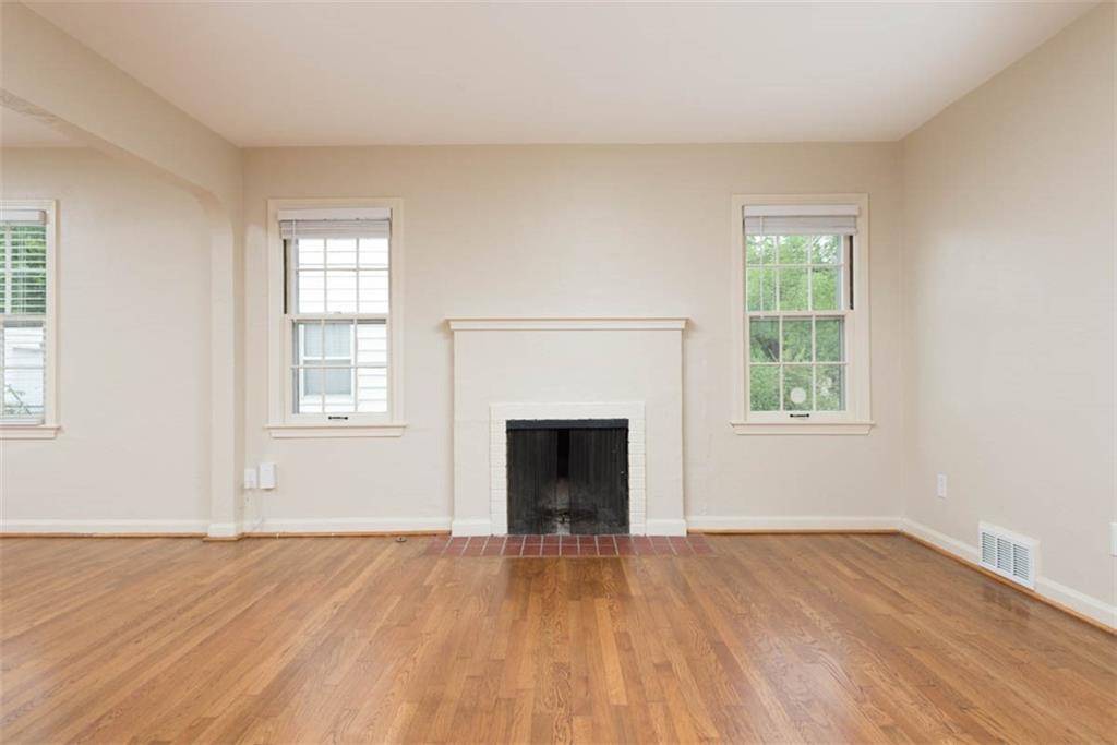627 E Meyer Boulevard