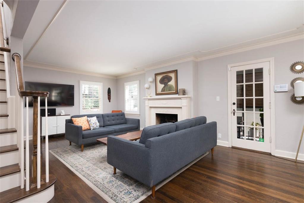 408 E 72nd Terrace