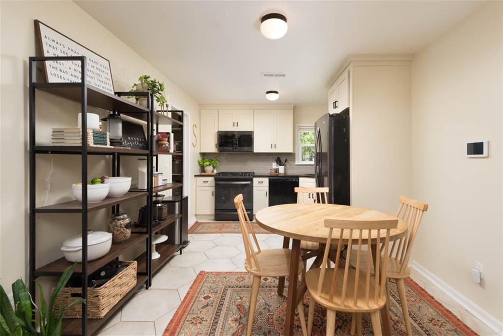 8244 Santa Fe Drive