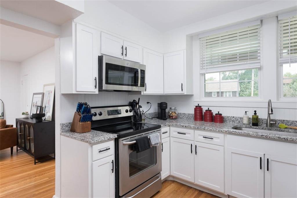 1120 & 1124 Ward Parkway