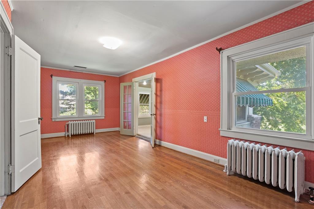 5626 Wyandotte Street